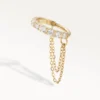 Piercing hélix anneau doré orné de zircons avec double chaîne pendante, bijou élégant