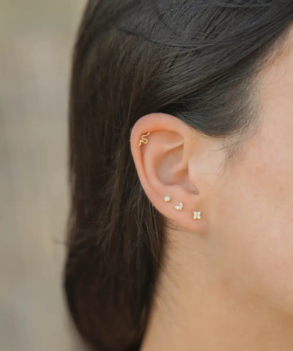 Jolane piercing oreille conch avec cristaux porte