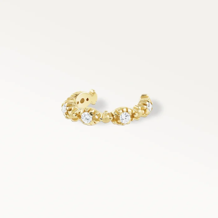Ear cuff doré orné de perles délicates, bijou d’oreille élégant