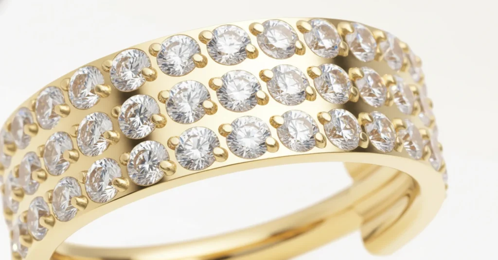 Piercing conch doré épais orné de zircons, design sophistiqué et brillant