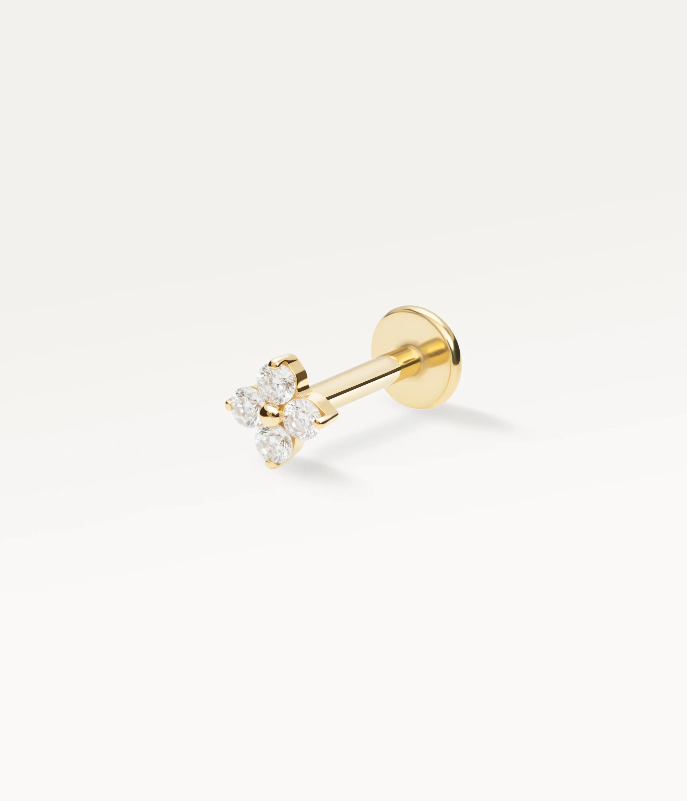 Piercing trèfle doré serti de zircons, bijou délicat et raffiné pour l’oreille