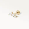 Piercing Artémis doré avec trois cristaux marquise, bijou de cartilage en perspective